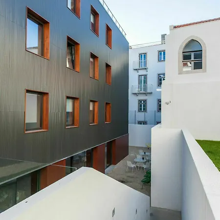 Отель Doorm Quality Housing Лиссабон