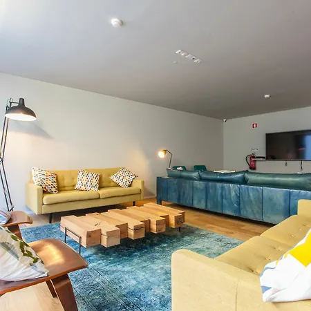 Doorm Quality Housing 4* Лиссабон
